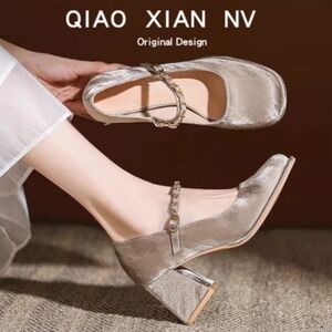 women shoes Heels